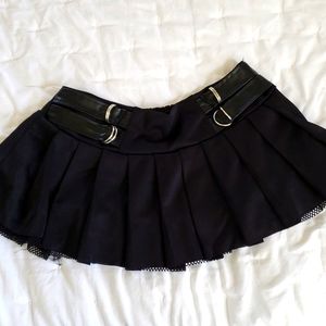 Mini black skirt